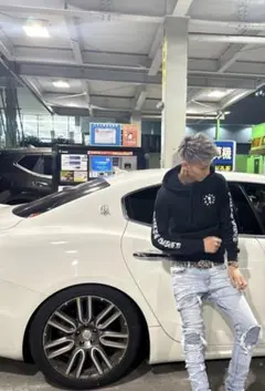 Item thumbnail for item 55bb26a0-f615-4d0a-982c-fc2a2c590284