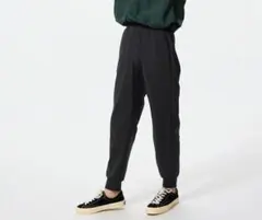 UNIQLO ウルトラストレッチアクティブジョガーパンツ