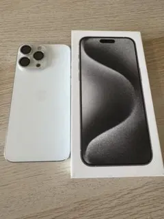 Apple iPhone 15 Pro Max ホワイト チタニウム 本体