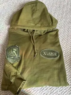 美品　XLARGE カーキ　フード付きパーカー M