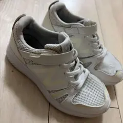 New Balance スニーカー ホワイト19cmのサムネイル