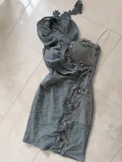 dazzy マットグリーン レース装飾 刺繍 ドレス