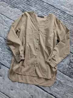 【ルノンキュール】 レディース トップス ベージュ 長袖シャツ Vネック