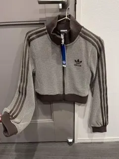 adidas クロップトラックトップジャケット