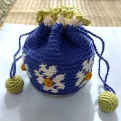 フェリシモ　かぎ針編みのお花きんちゃく　マーガレット　手編み　編み物　毛糸
