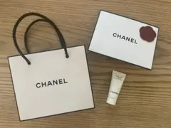 値下げ＊未使用＊シャネル　美白美容液　紙袋　セット
