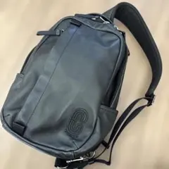 コーチcoach ボディバッグ　黒