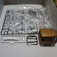 ISUZU ギガ キャブ 一式 デコトラプラモデルのサムネイル