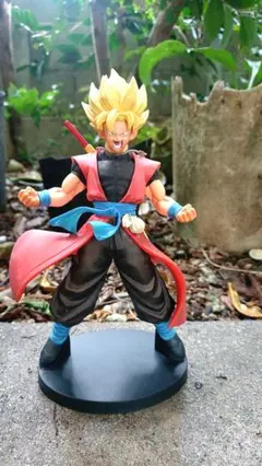 孫悟空 アクションフィギュア 武器付き