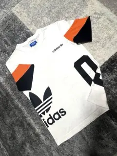 adidas 3ストライプスデザイン Tシャツ XS 子供可