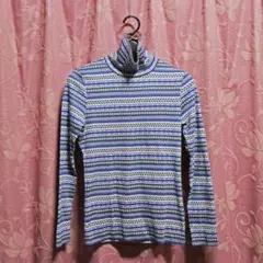 未使用タグ付き☆ユニクロ　タートルネックT(ノルディック柄)ブルー