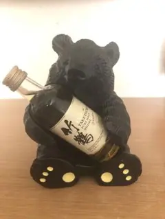【非売品】ニッカウイスキー ボトル抱き熊 熊 置物 ニッカウイスキー 余市蒸溜所限定! 抱き熊 - メルカリ