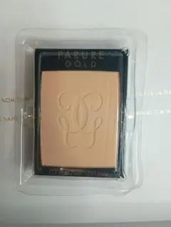 【未使用】ゲランPARURE GOLD パウダーファンデーション 02　レフィルのサムネイル