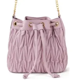 キルティングレザーチェーンショルダー巾着バッグ