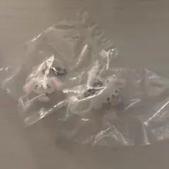 Sanrio characters ゆるっとめじるしアクセサリー しろうさ 2つ