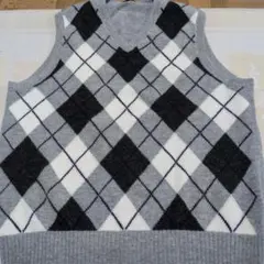 ユニクロ ダイヤモンド　アーガイル 　L