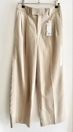 新品　GU ローウエストバギーパンツ ベージュ Mサイズ