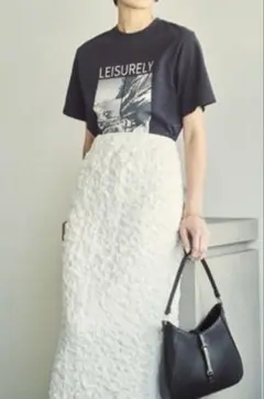 ミラオーウェン Tシャツ