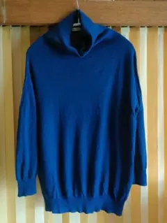 DES PRÉS ネイビー タートルネックセーター