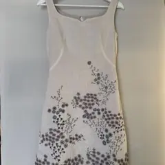 Sybilla（シビラ）の刺繍ワンピースのサムネイル