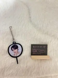 treasure ドヨン うちわキーホルダー ミニ黒板