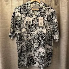 Carhartt WIP 半袖シャツ アロハシャツ 総柄 Mサイズのサムネイル