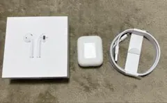Apple AirPods 本体 充電ケース ケーブル付き　ワイヤレスイヤホンのサムネイル