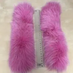 【美品】ピンクファー　２個　ラインストーン留め具付　袖、襟利用可能