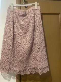 ユニクロ　レーススカート くすみピンク