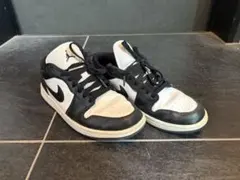 Nike Air Jordan 1 Low Black Whiteのサムネイル