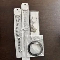 ステンレスチェーンネックレス＆ビーズネックレス　他4点セット