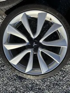 2026年最新】Tesla タイヤ・ホイールセットの人気アイテム - メルカリ