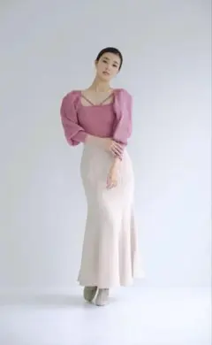 snidel スナイデル　サイドスリットマーメイドスカート　ホワイト　アイボリー