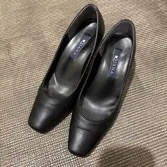 Item thumbnail for item a86099d3-2142-43fa-92c9-7bc0f128b90d