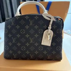 LOUIS VUITTON モノグラム ハンドバッグM45900のサムネイル