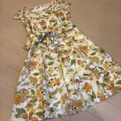 GALLERY VISCONTI 花柄ワンピース 半袖のサムネイル