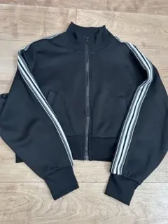 GU 短丈　ジップアップブルゾン