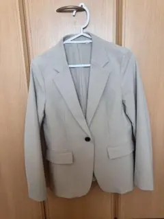 GU ジャケット ベージュ