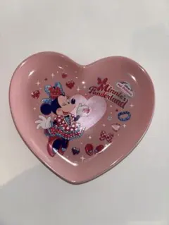 【スーベニアプレート】ディズニー パルパルーザ ミニーのファンダーランド