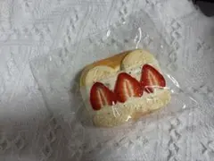 kikisquishy アップルパイは甘くない いちご ベーグル スクイーズ