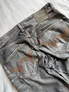 送料込み★EDWINブルートリップ ブラック系お洒落なダメージデニムsize34