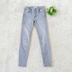 【ザラ】ZARA　スキニーデニム パンツ 灰 グレー M　カジュアルのサムネイル