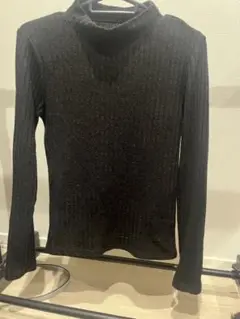 グレイル　黒いリブ編み長袖タートルネック