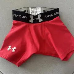 【YSM 130】キッズ　赤　Under Armour インナースパッツ