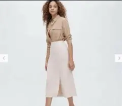 新品、未使用　ユニクロ　スリットスカート