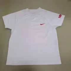 ナイキ DRI-FIT Tシャツ　サラサラ　 XS 120-130cmのサムネイル