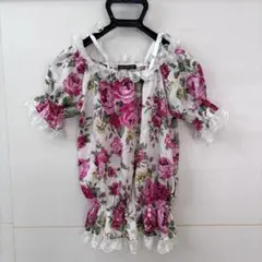 BANANA CHIPSフラワープリント 半袖ブラウス　オフショルダー