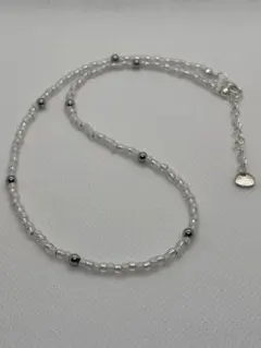 ホワイトガラスビーズネックレス