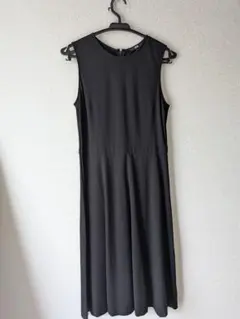 UNIQLO ブラック ノースリーブ ワンピース S