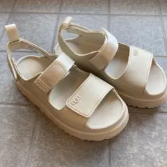 美品 完売商品 UGG アグ GoldenGlow Sandal W 24サイズ